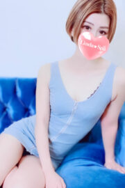 若槻みお